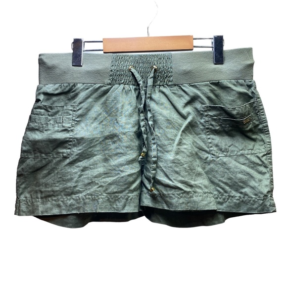 Guess High Rise Shorts - Picture 1 of 4